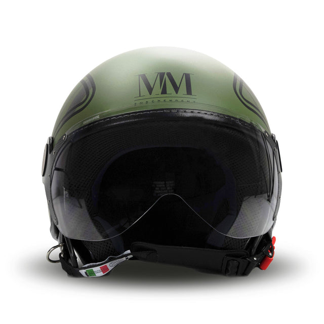 Casque élégant dans le green militaire indépendant