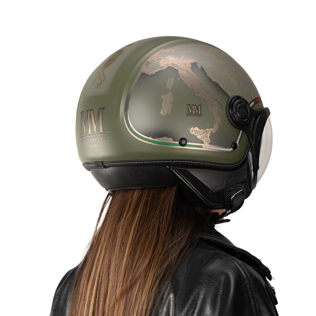 Casque jet Verde Avanguardia : finitions bronze, identité italienne, caractère militaire
