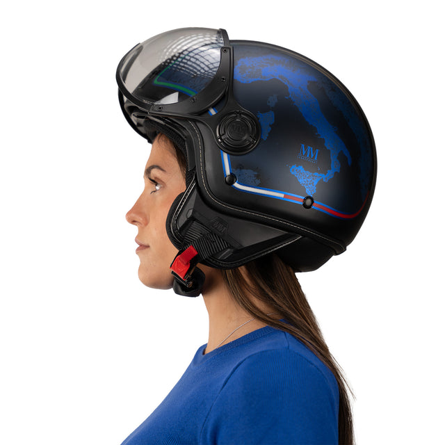 Casque jet Nero Impulso : Chrometech bleu électrique, énergie visuelle, identité italienne
